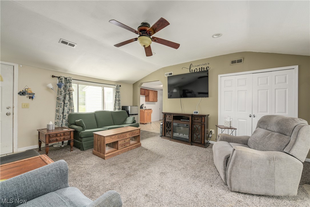 2119 Vincent Drive, Brunswick, Ohio image 6