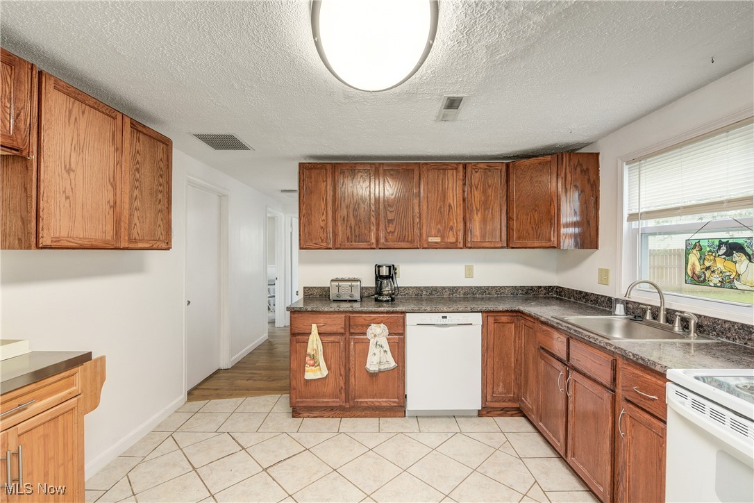 2119 Vincent Drive, Brunswick, Ohio image 12