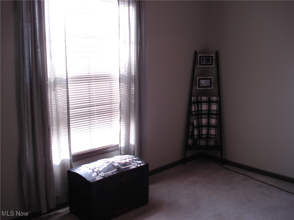 Heritage Hill Estates Condo - Residential