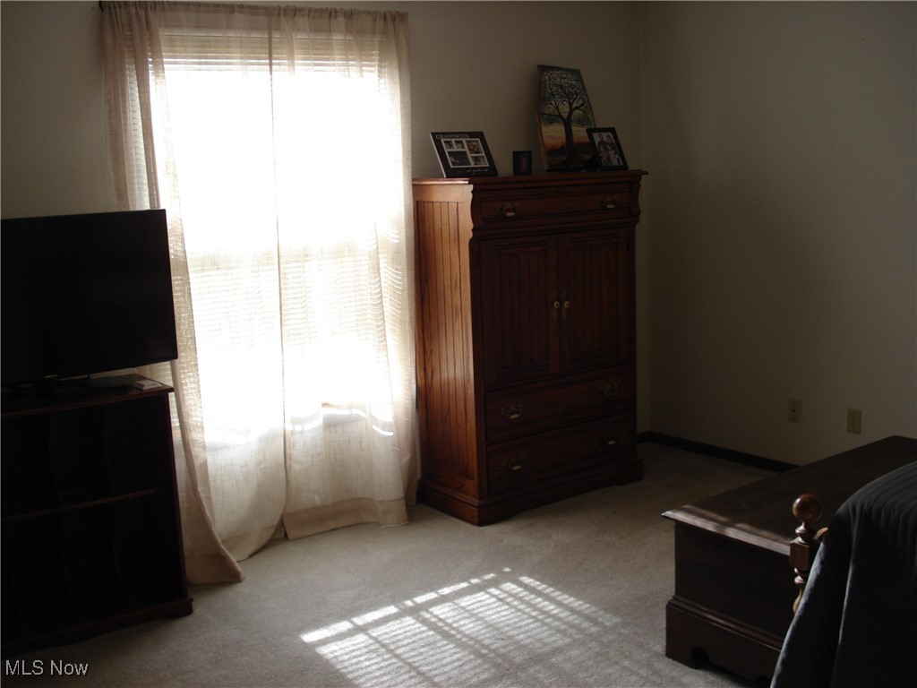 Heritage Hill Estates Condo - Residential