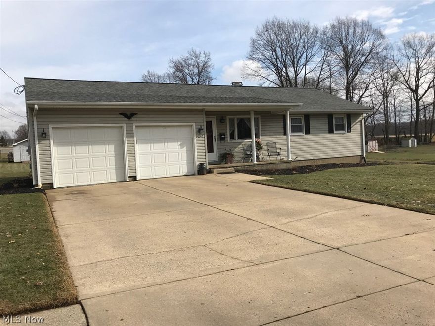 Looking for that move in condition home in Salem?  This could be it.  Take a look at this beautiful 3 or 4 bedroom home located on a large corner lot. This updated  home is  immaculate. All the work has been done. The main floor has living room, 3 bedrooms, all with hard wood floors. Bedrooms all have ample closets. There is a large updated bath with double sinks, a ceramic shower with jetted tub. The kitchen has an island, all stainless steel appliances that stay plus a large pantry. Next to the kitchen is a large inviting dining room. There is also a beautiful sun room that is the perfect place for that morning coffee. The bath, kitchen, dining room and sun room all have new flooring. All rooms have been recently painted with neutral colors, new light fixtures, ceiling fans and tastefully decorated. The 4th bedroom is located on the lower level it is a fabulous Master suite. A very large bedroom with its own master bath and huge walk in closet. Don't need a 4th bedroom? It would make