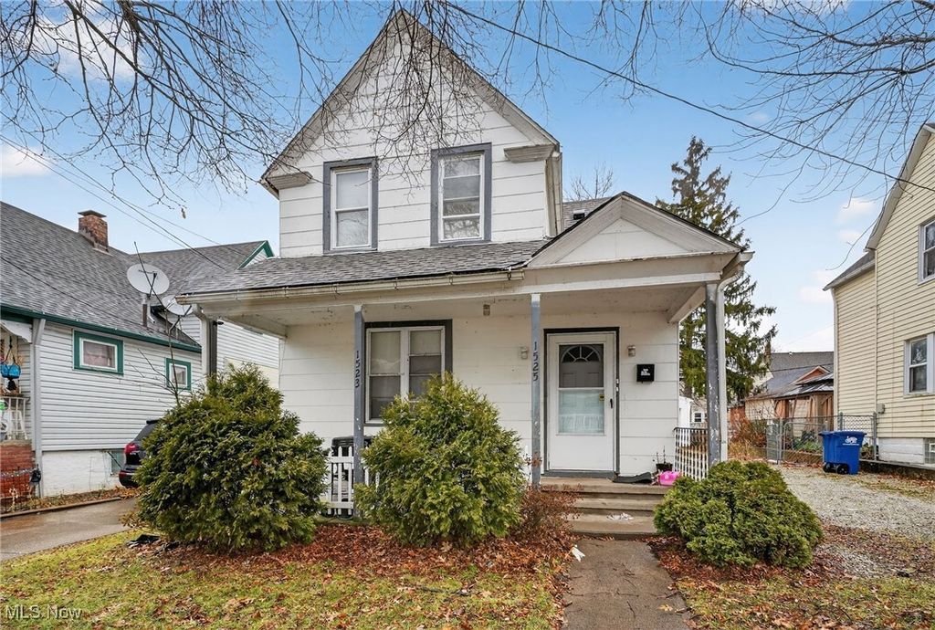 Photo of 1523 Winchester Avenue, Lakewood, OH 44107 (MLS # 5182790)
