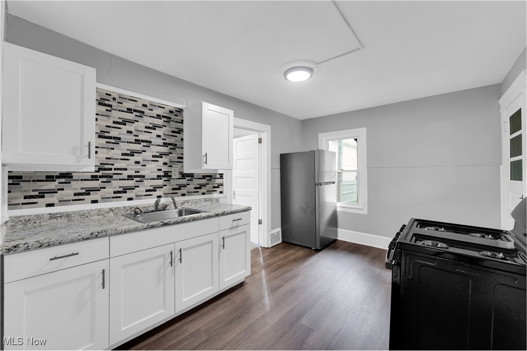 Diodate Clarks - Residential Lease