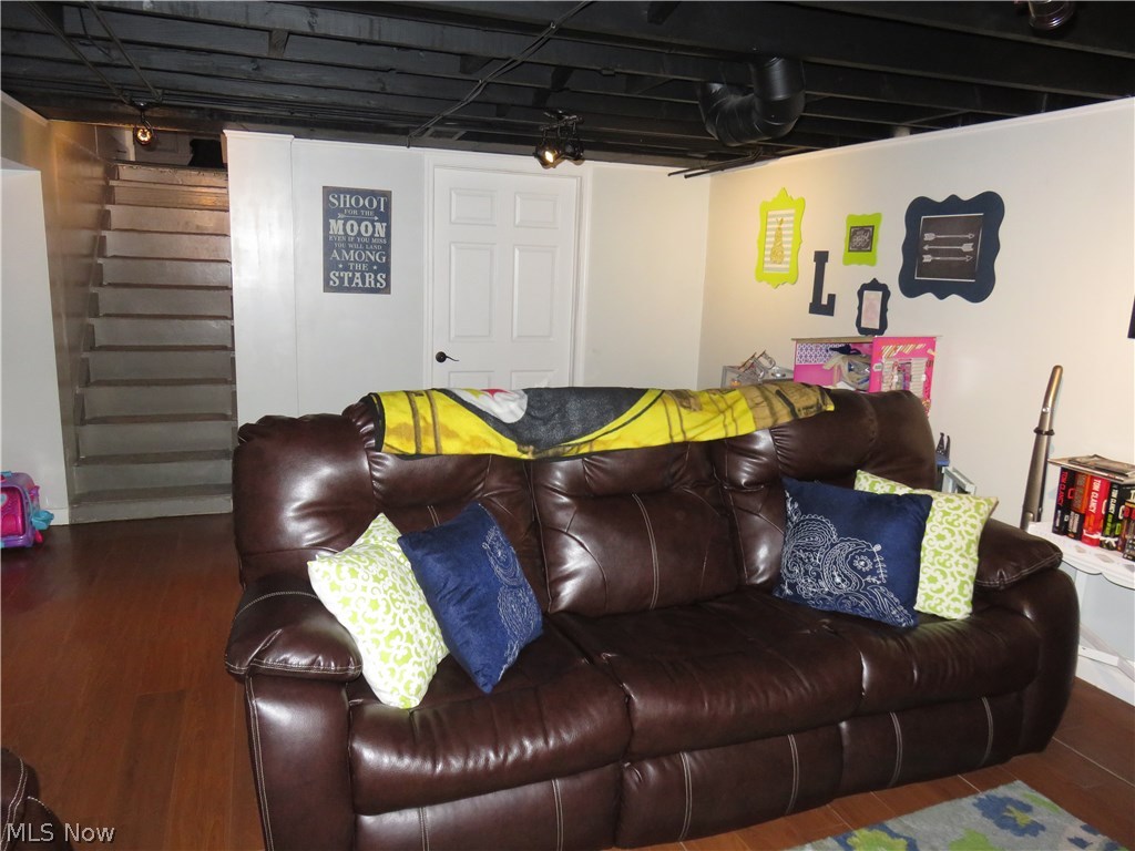 New England Lanes 3 - Residential