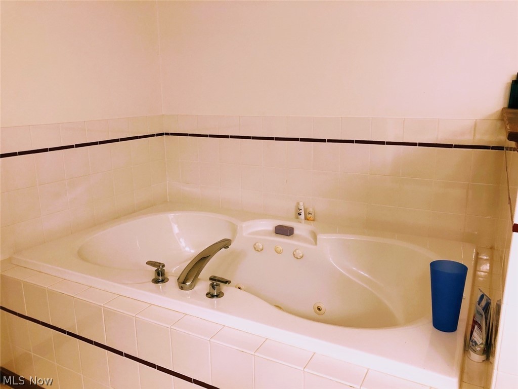 Connecticut Wstn Reserve 11 - Residential