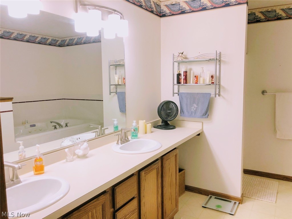 Connecticut Wstn Reserve 11 - Residential