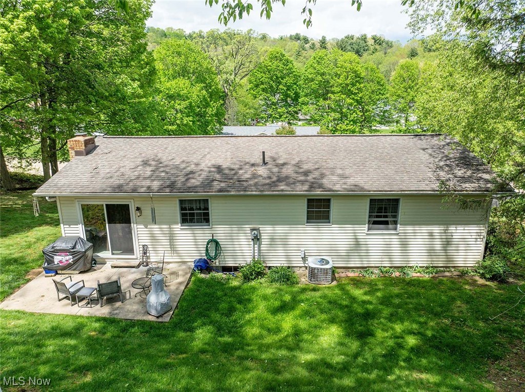 554 Lockport Avenue, New Philadelphia, Ohio image 6