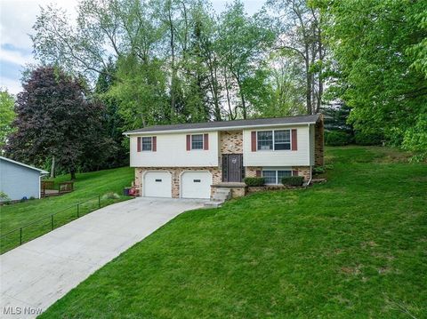 554 Lockport Avenue SW New Philadelphia OH 44663