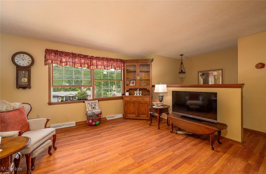 554 Lockport Avenue, New Philadelphia, Ohio image 21