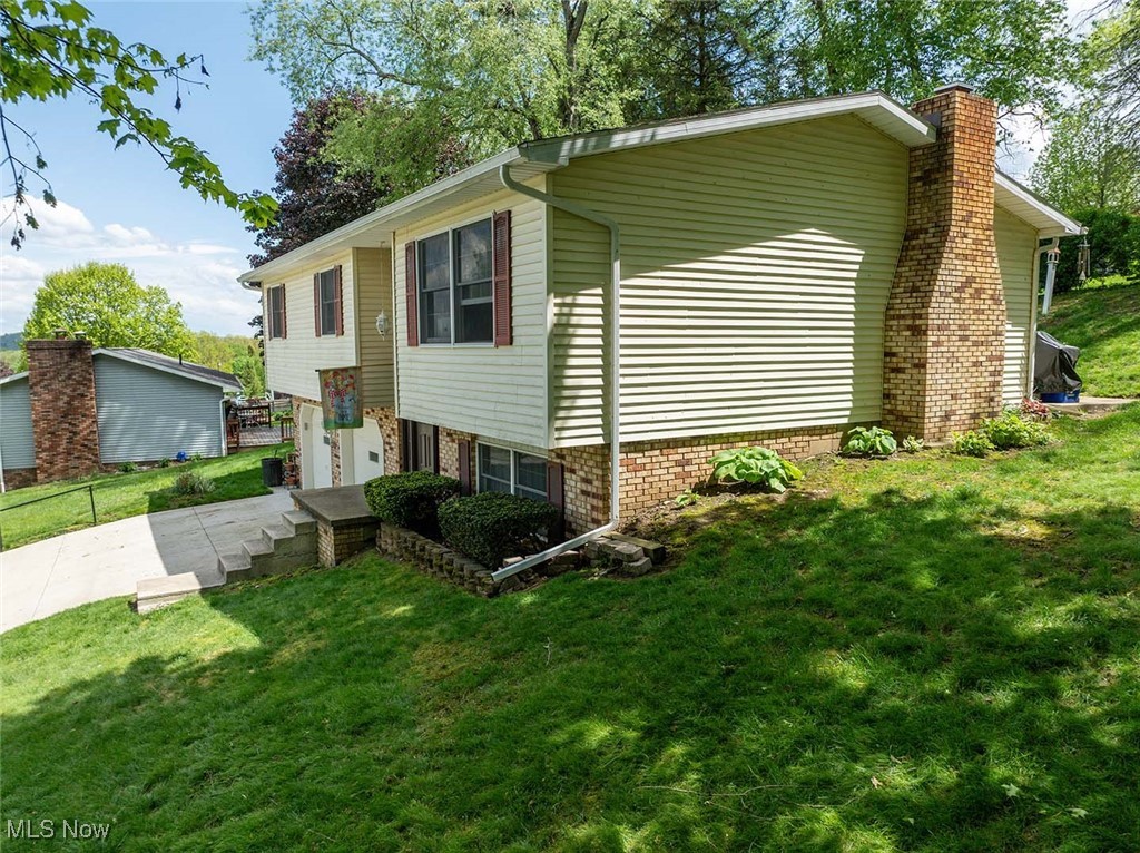 554 Lockport Avenue, New Philadelphia, Ohio image 12
