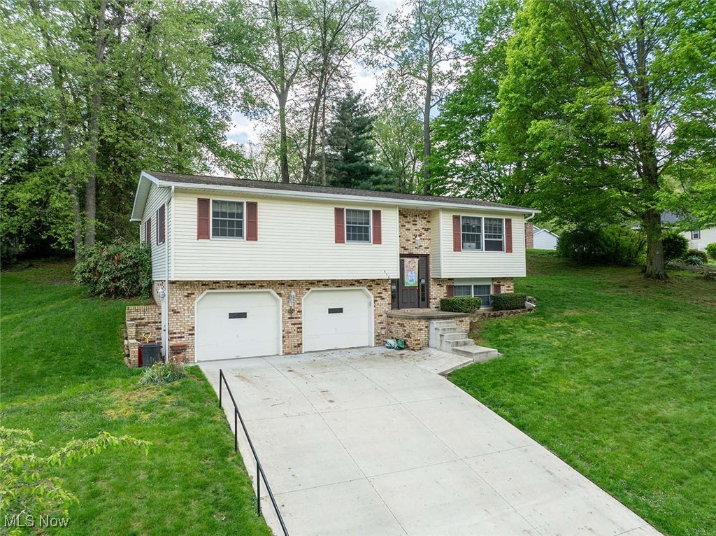 554 Lockport Avenue, New Philadelphia, Ohio image 3