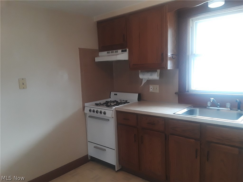 Kenmore - Residential Lease