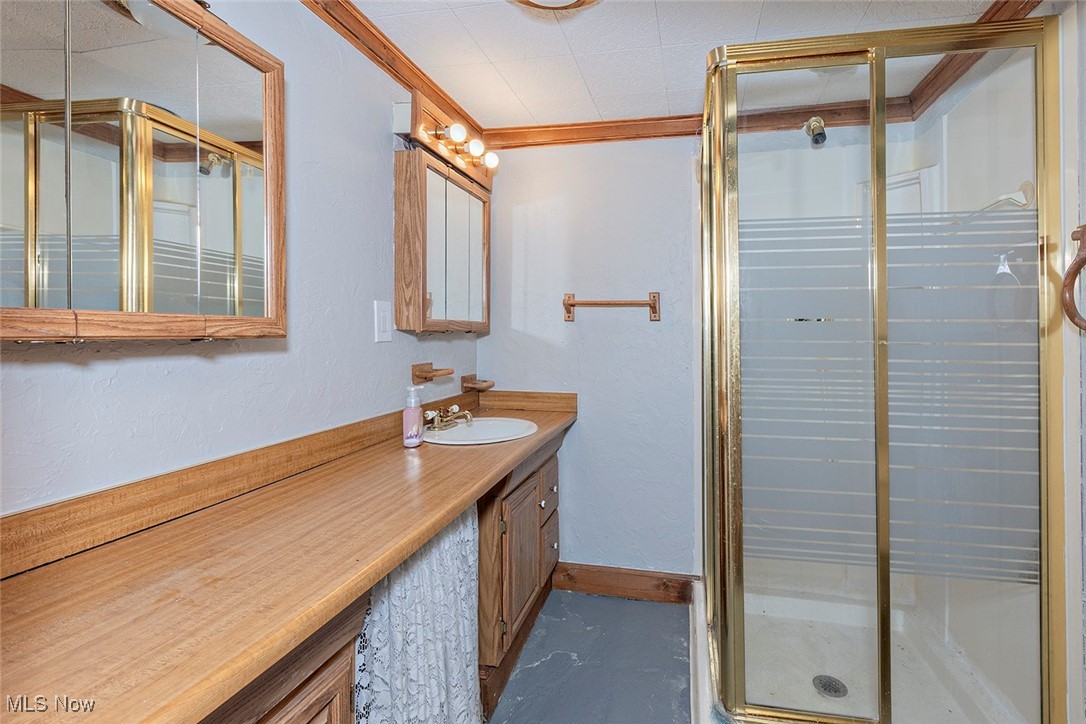 Cleminshaw & Kilbournes - Residential Income