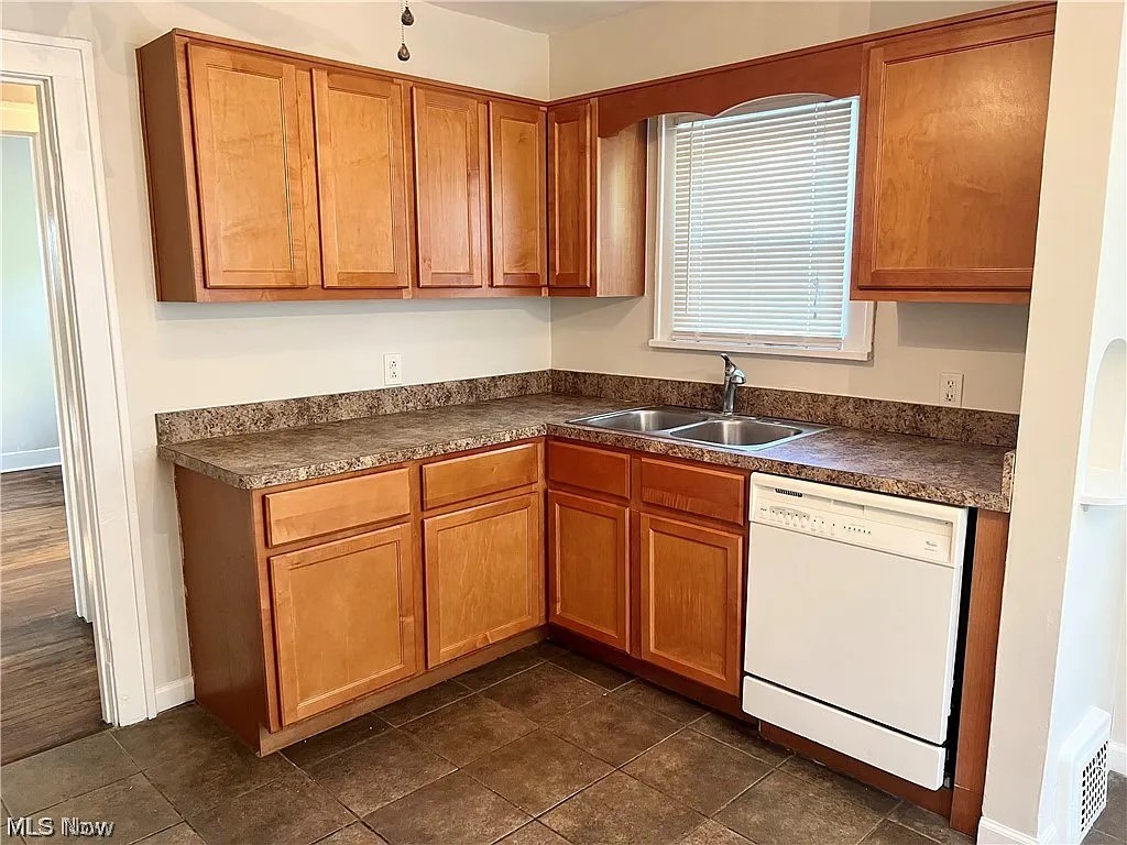 Garfield Heights Realty Companys - Residential