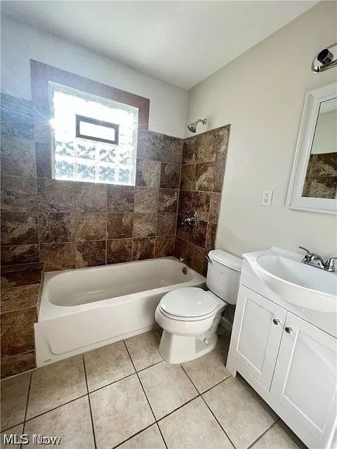 Tiny photo for 9725 Parkview Avenue, Garfield Heights, OH 44125 (MLS # 5210470)