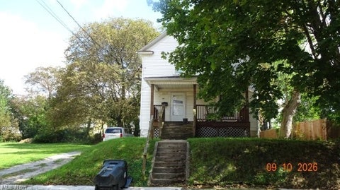 Homes For Sale - 1305 Andrus Street<br/> Akron, OH 44301