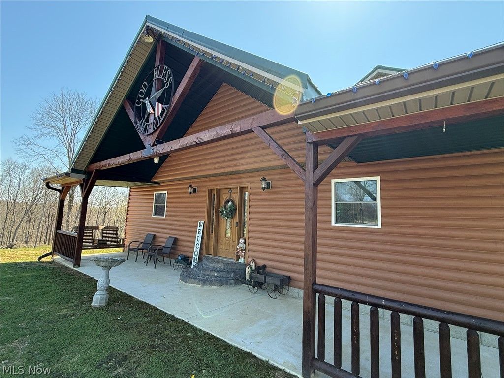 Photo of 8902 N State Route 78, Caldwell, OH 43724 (MLS # 5200278)