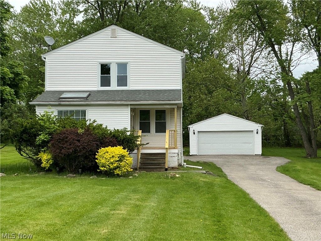 Photo of 3659 Brainard Road, Woodmere, OH 44122 (MLS # 5202005)