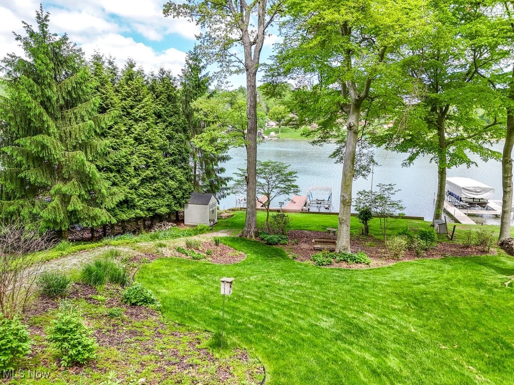 466 W Mohawk Drive, Malvern, Ohio image 36