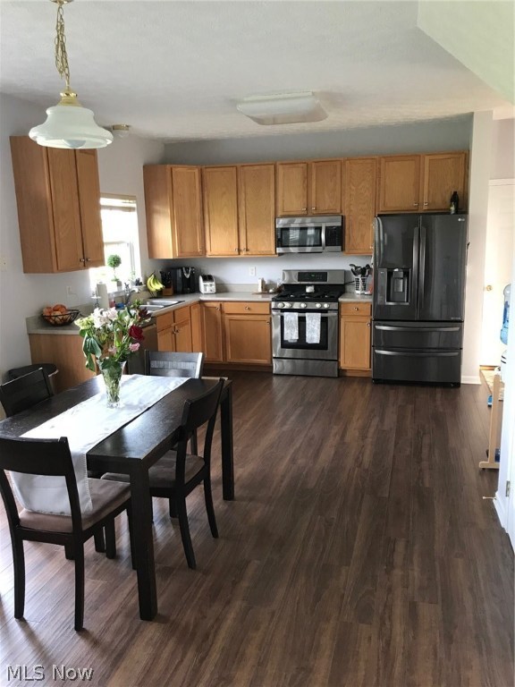 Charleston Place Ph One - Residential