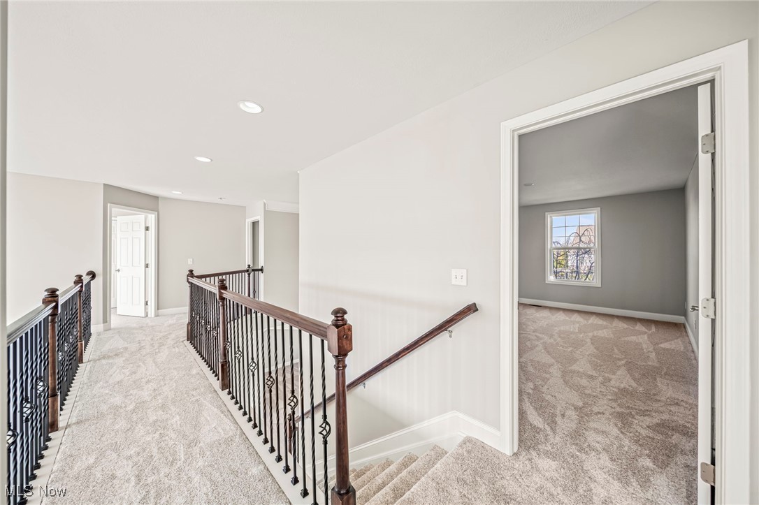 790 Walden Pond Circle, Hinckley, Ohio image 16
