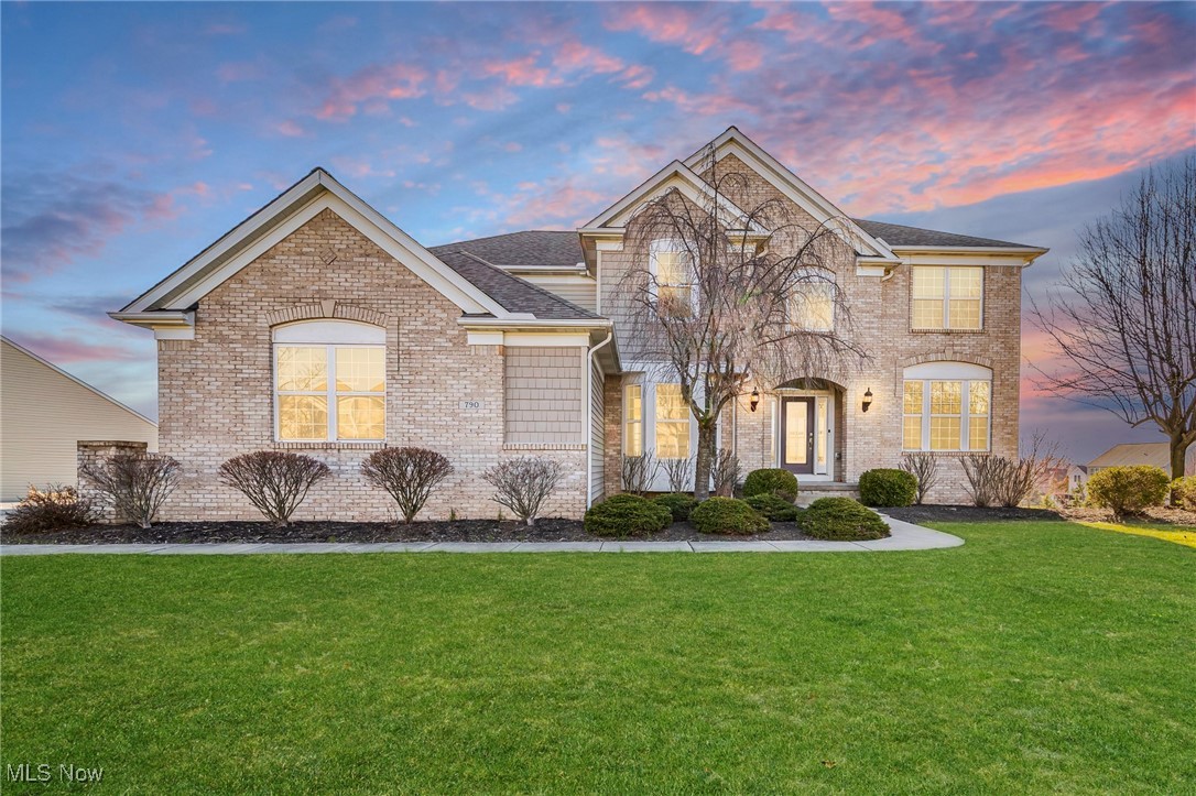 790 Walden Pond Circle, Hinckley, Ohio image 1