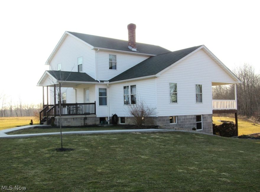 This beautiful 6 bedroom home with 2 full baths, a large custom kitchen, and a large barn to be sold at auction on Wednesday, May 6th at 6:30 PM. The barn is currently set up as a dairy barn with a vacuum line,  30 tie stalls w/Clover mats, 500 gallon bulk tank, barn cleaner w/Honda engine. However this barn could easily be converted to a nice horse barn. Currently has 7 horse stalls. There are approximately 30 acres tillable. Lots of privacy, and plenty of wildlife: deer, turkeys etc.
TERMS: 10% nonrefundable down payment day of auction. Balance at closing. (Closing 30-45 days.) There will be a 10% buyer's premium added to final bid to determine selling price. Property will sell as is. All desired inspections must be done prior to bidding. This property is to be sold with no contingencies.  All the information contained herein was derived from sources believed to be correct.