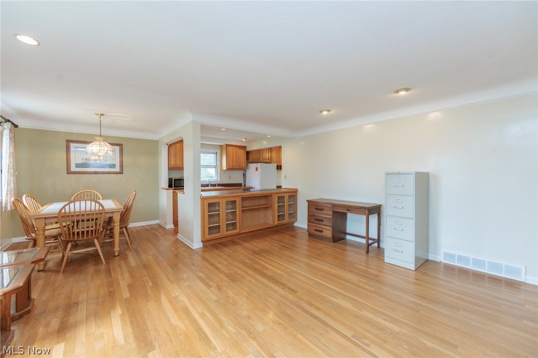 11601 Glamer Drive