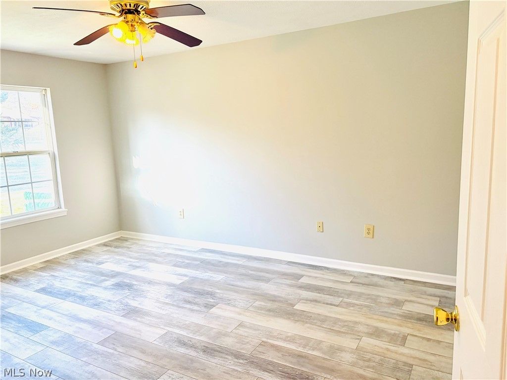 Lenox Square Condo Ph 04 - Residential