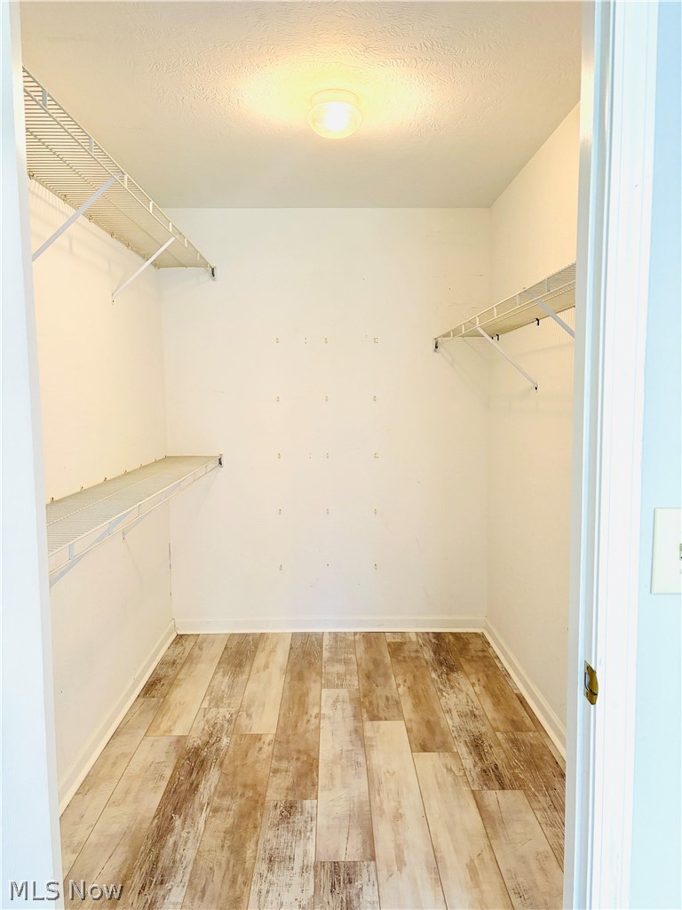 Lenox Square Condo Ph 04 - Residential