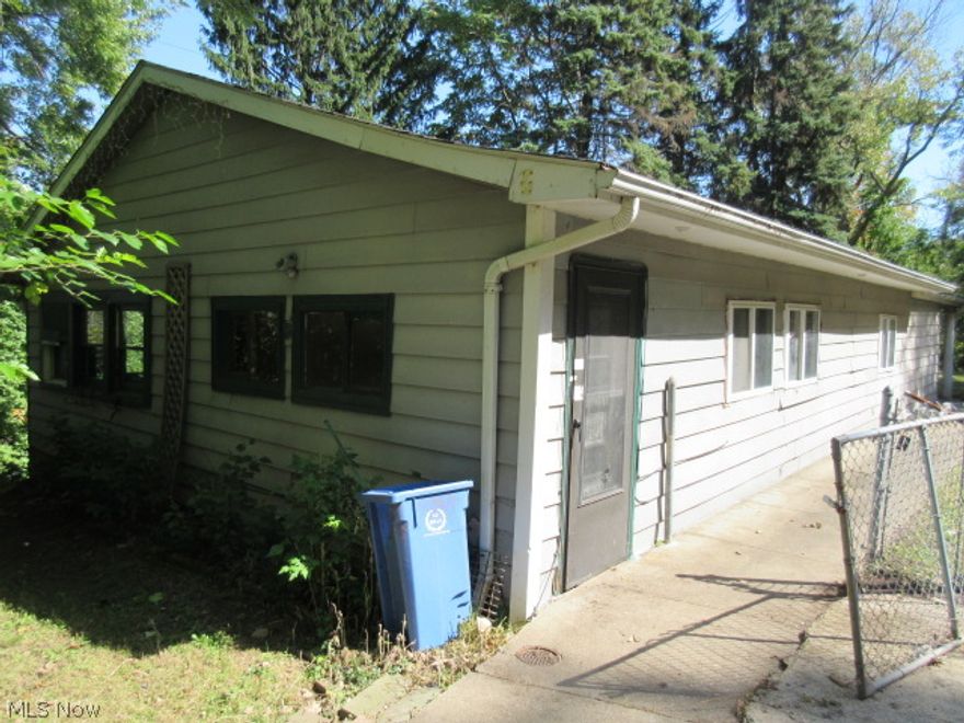 Incredible opportunity awaits right here! 3 bedroom, 1 bath Ranch home with 1,338 sq feet all on almost a half acre lot. Family room. Large eat-in kitchen. Full, walk-out basement. Storage shed.