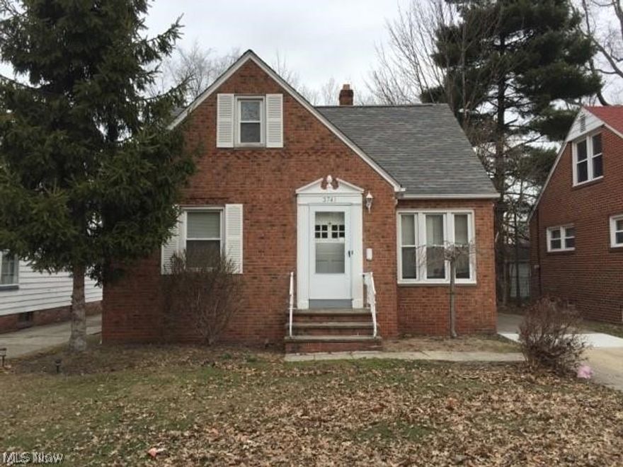 Great chance to own this income producing property in the heart of Cleveland Hts. Perfect location close to everything this city has to offer. Home features three bedrooms, one full bathroom and one half bathroom. Well-maintained under property management. Hurry to take advantage of this amazing opportunity before it's too late!
