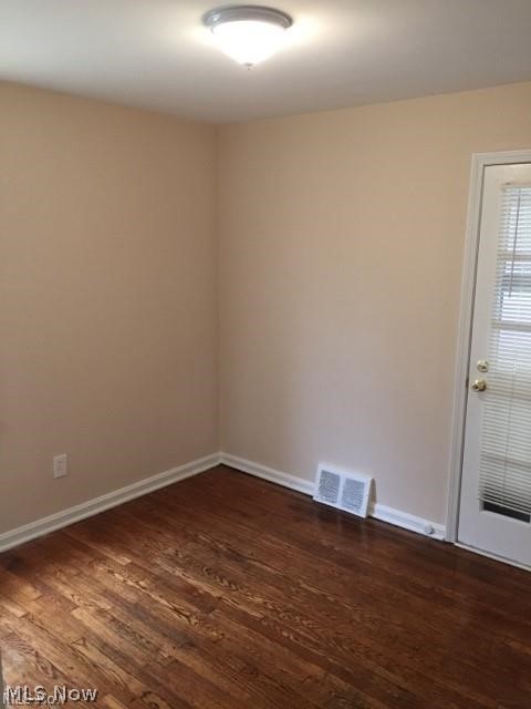 Cleveland Heights Blvd - Residential