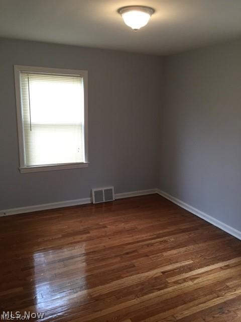 Cleveland Heights Blvd - Residential