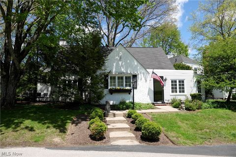 Tiny photo for 14661 Hillbrook Lane N #4, Chagrin Falls, OH 44022 (MLS # 5210426)