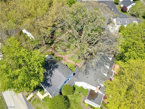 Tiny photo for 14661 Hillbrook Lane N #4, Chagrin Falls, OH 44022 (MLS # 5210426)