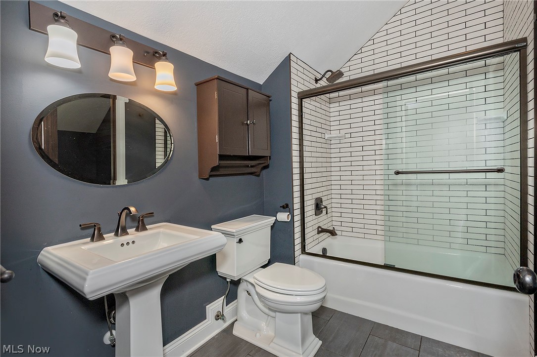 Cedric W Morrisons - Residential