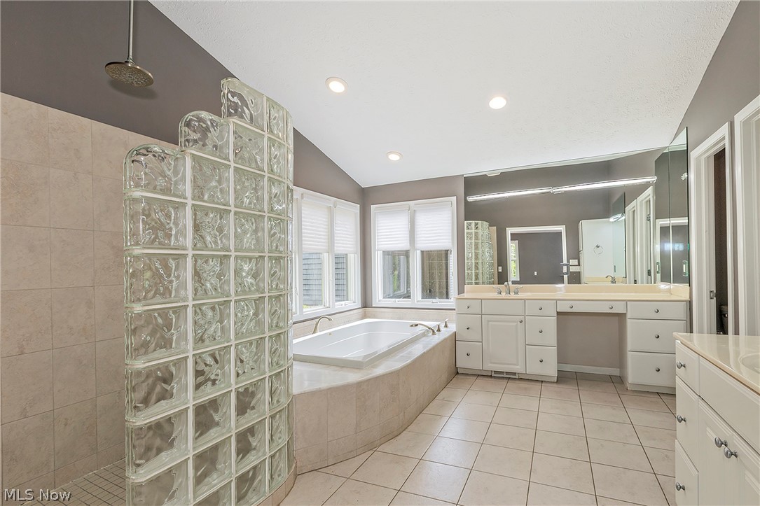Cedric W Morrisons - Residential