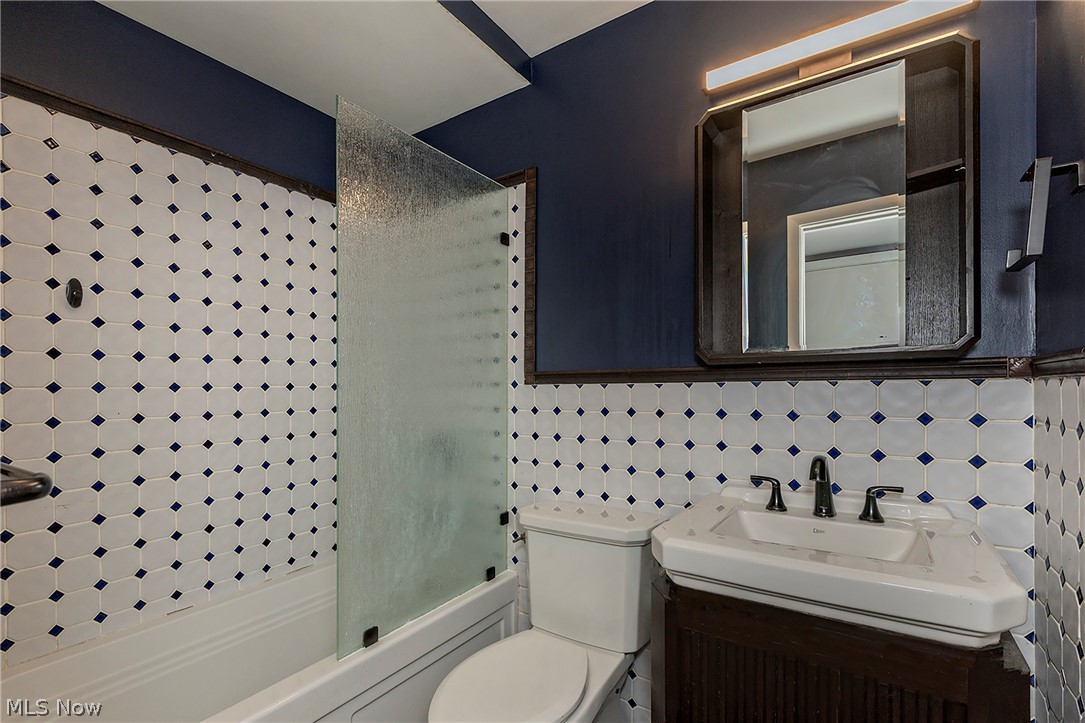 Cedric W Morrisons - Residential