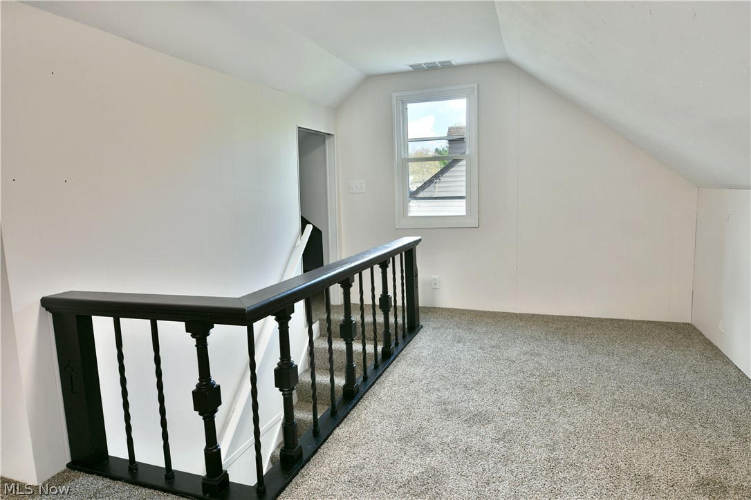 Glenn Hoods 01 - Residential