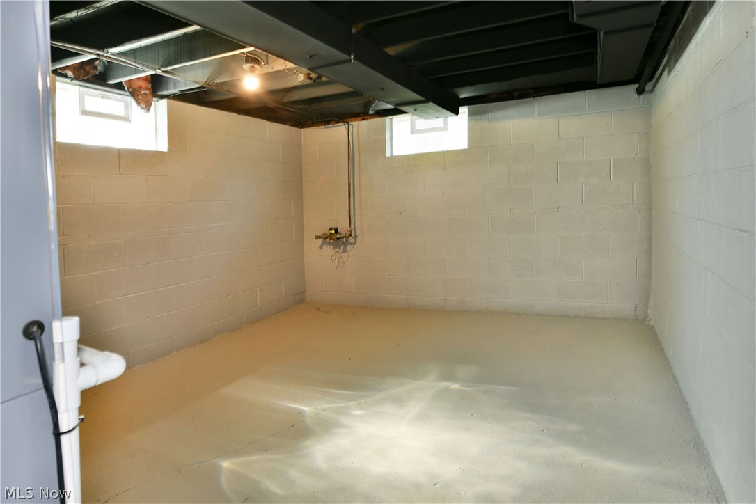 Glenn Hoods 01 - Residential