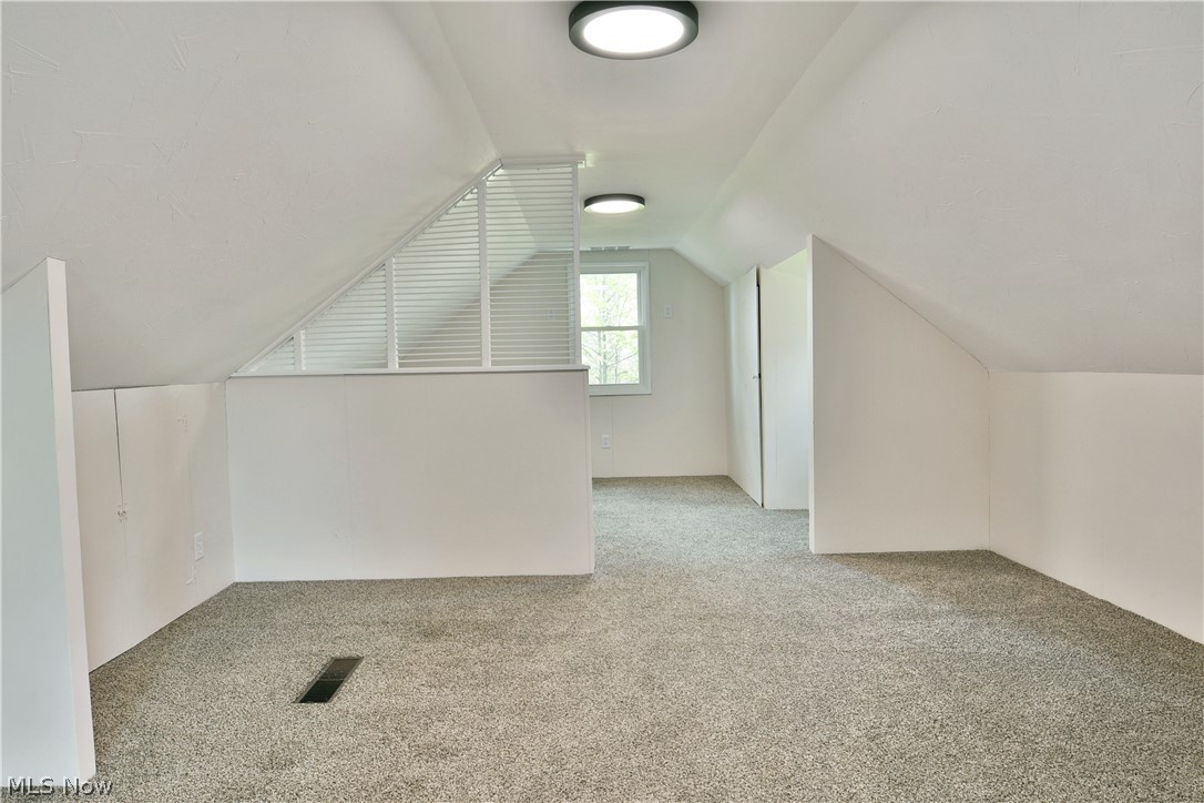 Glenn Hoods 01 - Residential