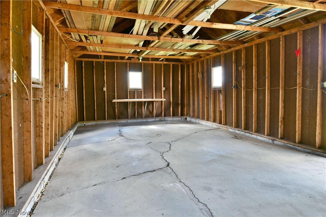 Glenn Hoods 01 - Residential