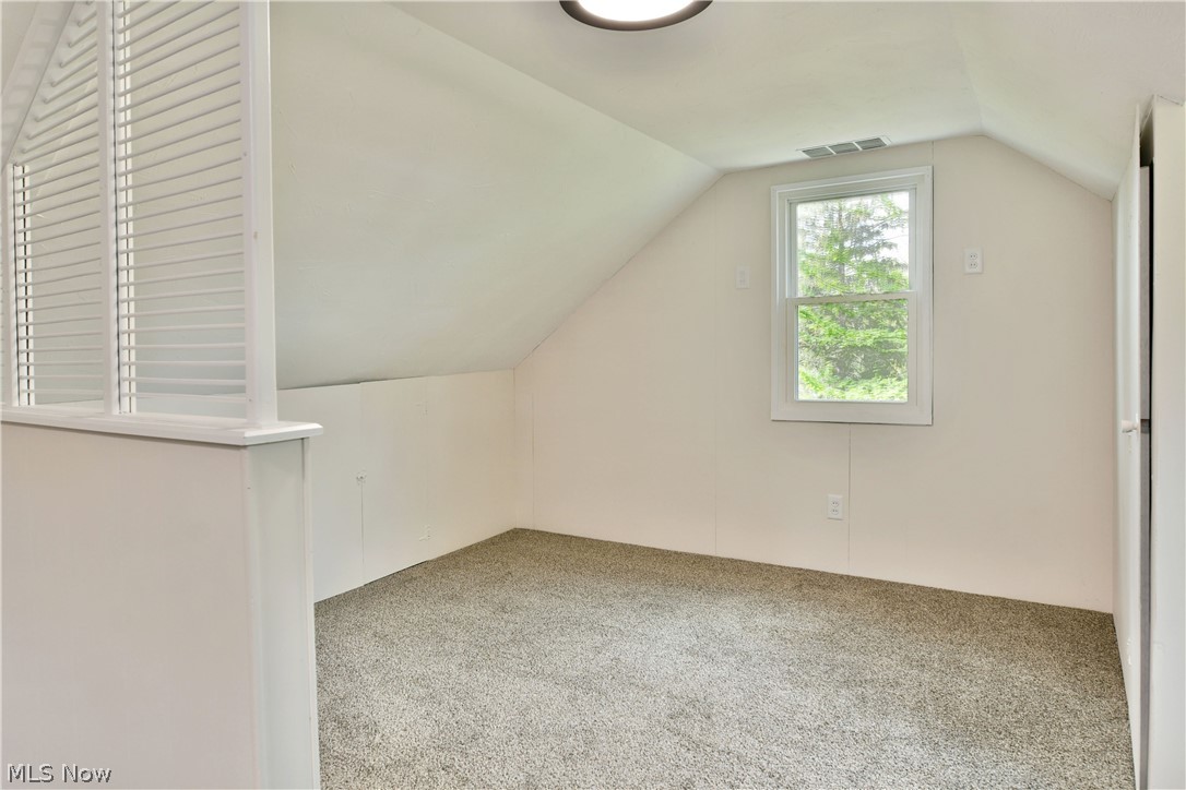 Glenn Hoods 01 - Residential