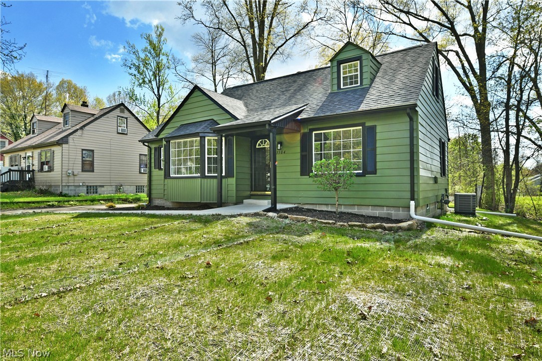 Glenn Hoods 01 - Residential