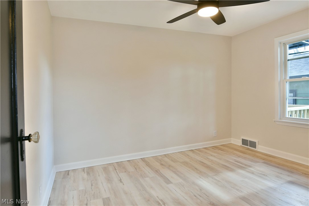 Glenn Hoods 01 - Residential