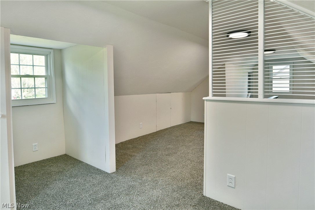 Glenn Hoods 01 - Residential