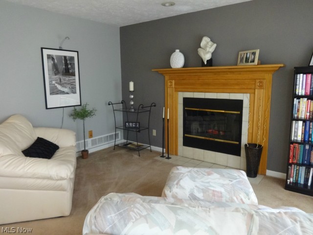 Tinkers Lane Condo - Residential