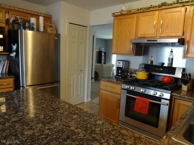 Tinkers Lane Condo - Residential