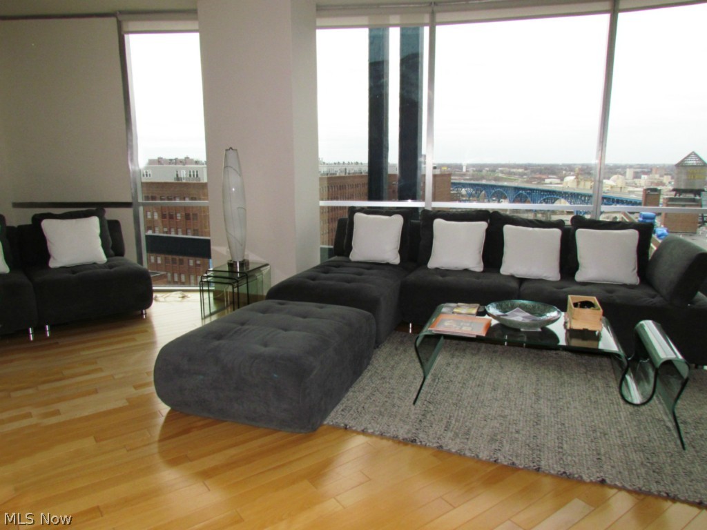 Pinnacle - Residential